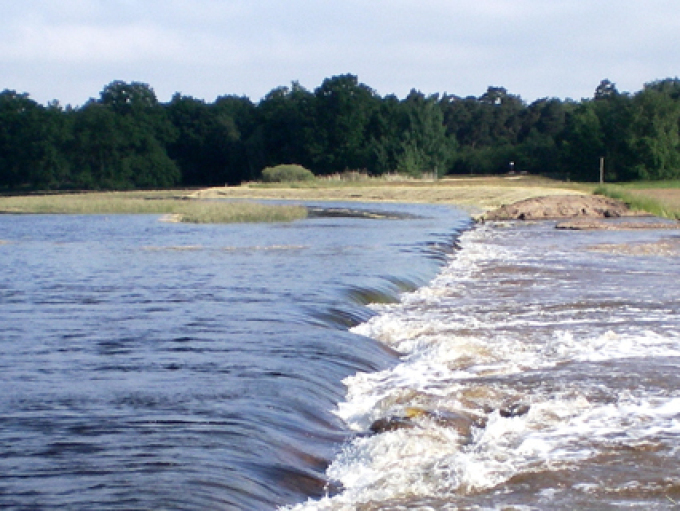Öffnung des Deichs und Flutung des Polders Havelberg 2013